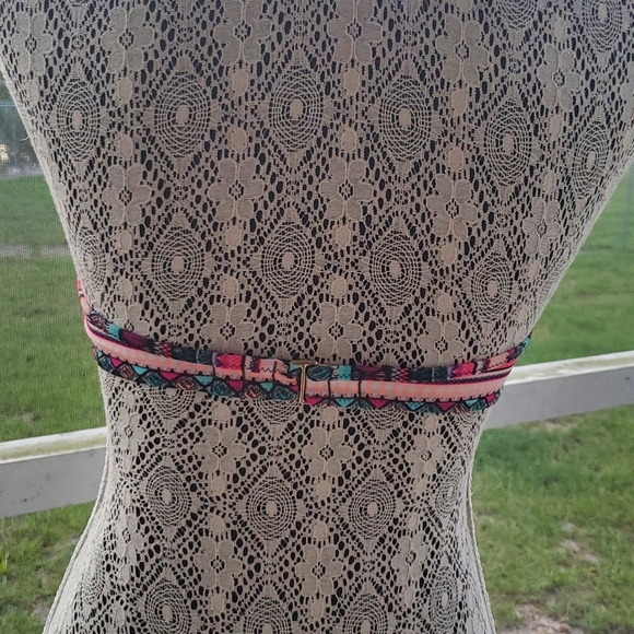 Shade & Shore multi-patterned bikini top size 34B - Picture 3 of 6